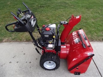 Like New 1450 Series Briggs And Stratton Engine Craftsman Snow Thrower