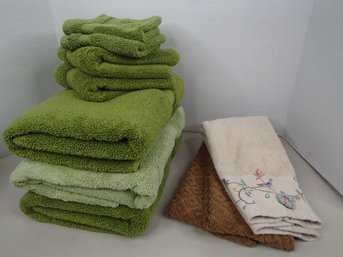 Wamsutta And Hampton Manor Towels