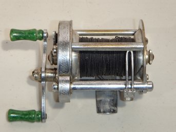 Vintage Pflueger Reel