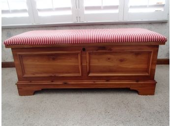 Lane Upholstered Cedar Chest