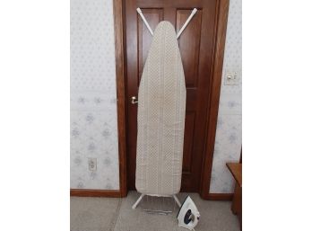 Ironing Board/iron