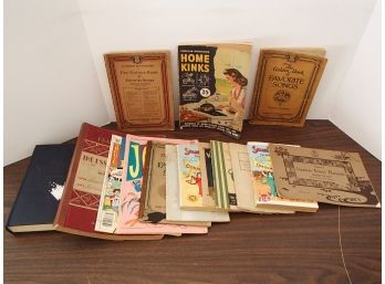 Vintage Book/ Pamphlet Lot