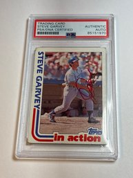 1982 TOPPS #180 STEVE GARVEY IN ACTION ON CARD AUTO CERTIFIED AUTHENTIC BY PSA