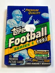 1993 TOPPS FOOTBALL PACK - TOPPS GOLD CARD IN EVERY PACK