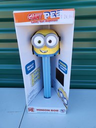 Giant Minion Bob Pez