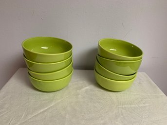 8 Green Bowls
