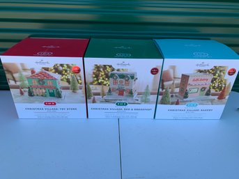 Set Of 3 Hallmark Channel Village