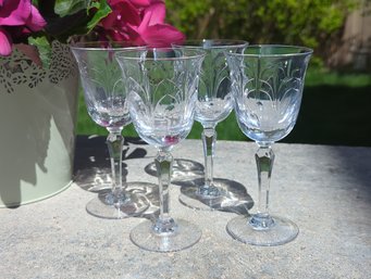 4 Vintage Tiffin Elegant Wine Glasses - Chardonnay Pattern - 6 In Tall