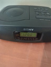 Sony Clock Radio CD Player With Alarm