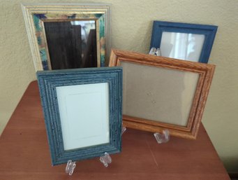 Four-Piece Vintage Frames Blue And Floral