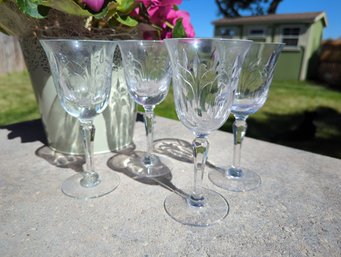 4 Tiffin Glass Chardonnay Pattern Wine Glasses-6-in Tall