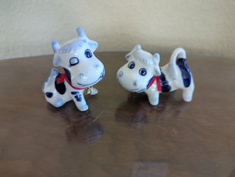 Hand-Painted Delft Blue Mini Cows  3 Inches Long