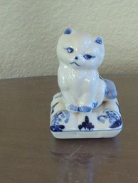 Delft Blue Cat On Pillow-3.5 Tall By 2.5 Wide