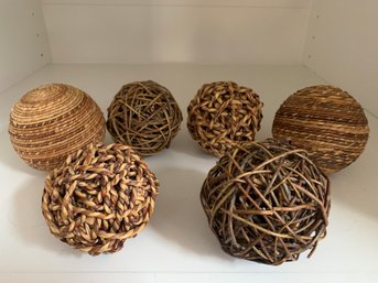 Set Of 6 Wicker/Wooden Decorative Balls