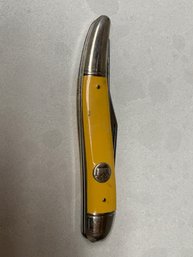 Vintage Yellow Imperial USA Prov RI Knife