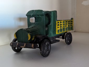 CAST IRON TOY - GREEN AND YELLOW OLD TIMEY TRUCK - APPR0X 12' LONG