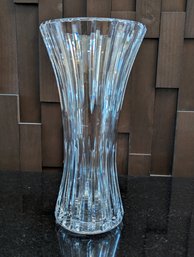 Stunning Crystal Glass Ribbed Panel Vase - 10 Inches Tall 5 In Wide