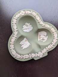 Wedgewood Pottery Small Club Shaped Dish - Made In England - 4.5 In Tall