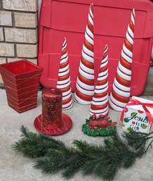 CHRISTMAS DECOR LOT - Peppermint Twist Tress And Other Xmas Items