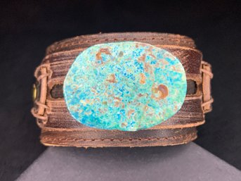 Brown Leather Bracelet With Turquoise Style Accent