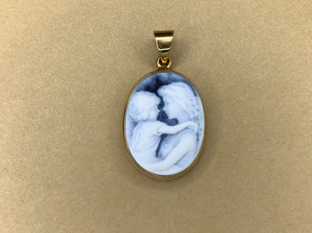 Blue Agate Cameo Pendant Marked 14kt Gold Italy