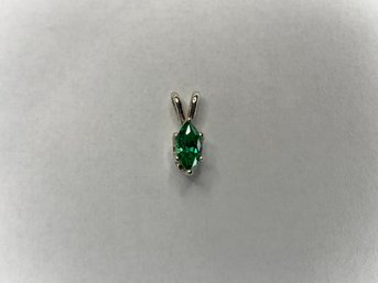 Green Gemstone Silver Tone Pendant