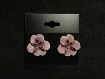 Vintage Gold Tone Lavender Floral Enamel Earrings