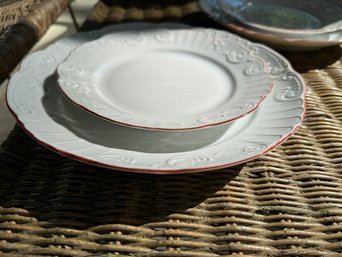Vista Alegra White And Red Dinner And Salad Plates