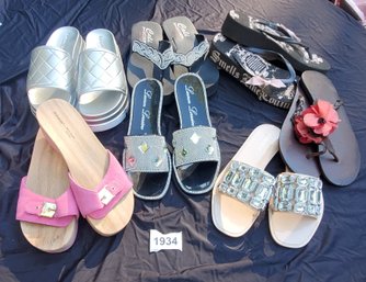 Lot Of Sandals Includes Juicy (7 Pairs)