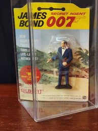 Rare Vintage Original 1966 James Bond 007 Action Figure Carded In Outstanding Condition In Acyryilic Case