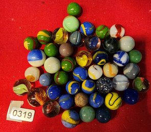 Awesome Lot Of Vintage Marbles Great Colors And Great Condition