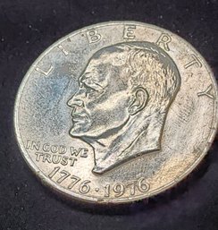 U S Currency Eisenhower Bicentennial One Dollar Coin Excellent Shape