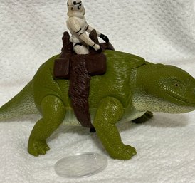 Original Kenner Star Wars Action Figure Dewback W Saddle & Stormtrooper Nice Combo