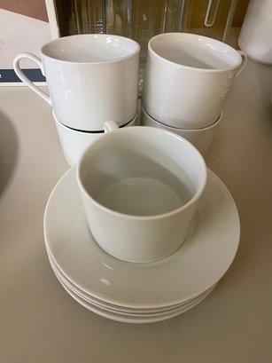 Coffee Cups & Saucers