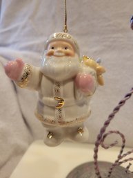 Lenox 2000 Santa's Special Delivery Ornament - EUC