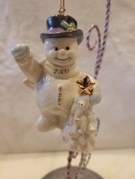 Lenox 2002 Snowman Holiday Greetings Annual Ornament - NEW IN BOX