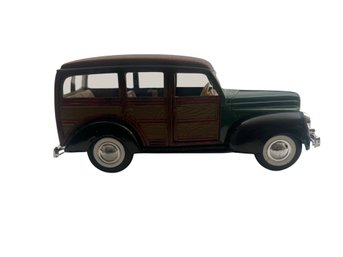 Mini 1940 Woody Wagon