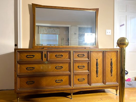 3B/ 2pcs - MCM 'Gilchrists' Dresser And Cool Mirror - See Photos