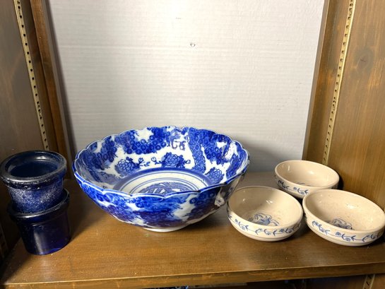 LR/ Shelf 6pcs - Pretty Blue And White Decorative Lot: Bowls And Candle Holders