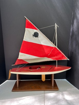 G/ 2pcs - Handmade Wooden Model Sailboat On Stand