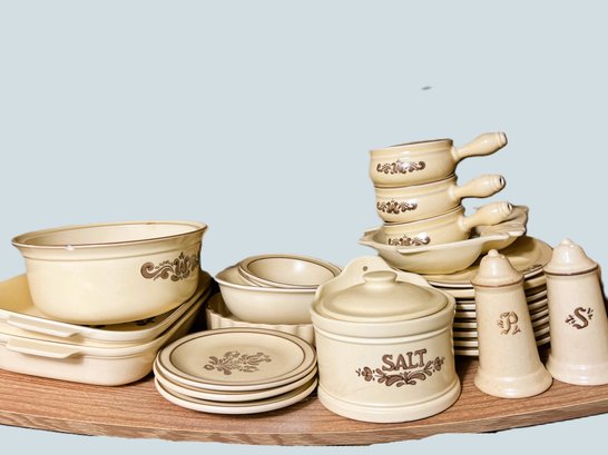 C/ Shelf - Pfaltzgraff Plates, Bowls Etc - Cream With Brown Accents