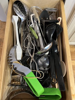 K/ 3 Drawers Filled W Assorted Kitchen Utensils - Loads Of Variety, Brand Names, Vintage & Contemporary...