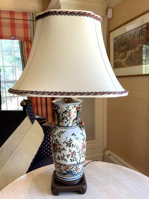 LR/ Lovely Ceramic Urn Style Lamp, Wood Base, Colorful Florals And Some 3D Flower Accents