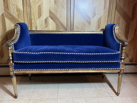 C/ Elegant Regency Style Entry Bench - Ornately Carved Frame, Gilt With Blue Velvet Fabric