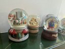FR/ 6pcs - Snow Globes Includes 3 Wind Up Music: Disney, Atlantis, NYC Macys Parade Etc