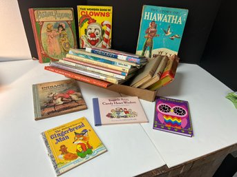 AN/CR97 - 19 Pieces - Children's Book Lot