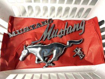 AN/ 4pcs - Vintage Mustang Metal Car Emblems