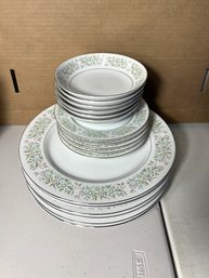 L/ 17pcs - Taihei Fine China, Japan - Springtime Pattern - Dinnerware #1