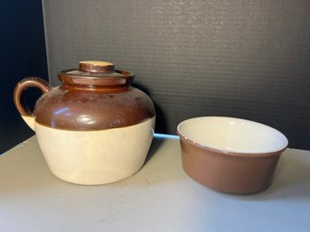 P/ 2pcs - Brown Stoneware Bean Pot And Bowl
