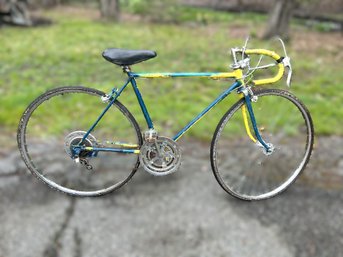 G/ Vintage Schwinn 10 Speed Varsity Sport Bicycle